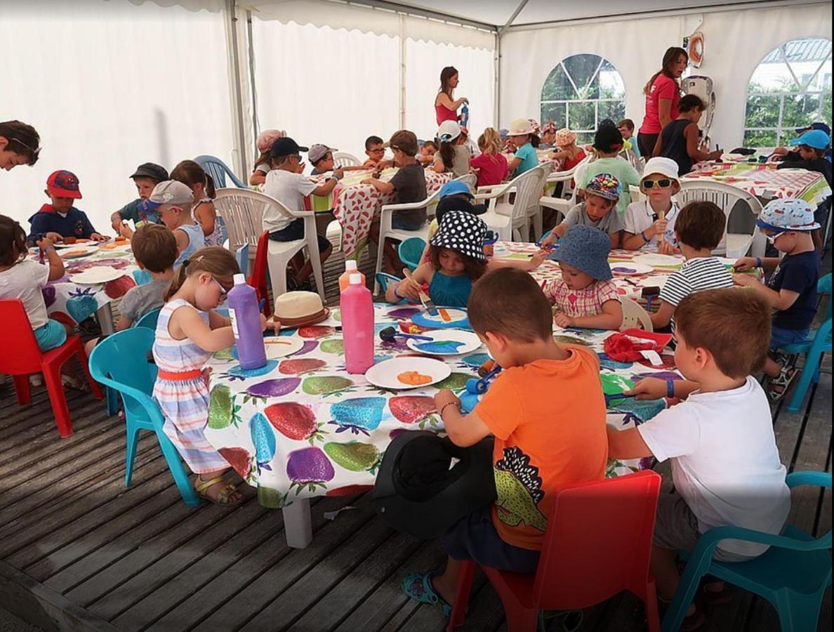 Mobil Home Excellence 6 Personnes Au Camping Mer Et Soleil, Saint George D'Oleron Les Sables Vignier Luaran gambar
