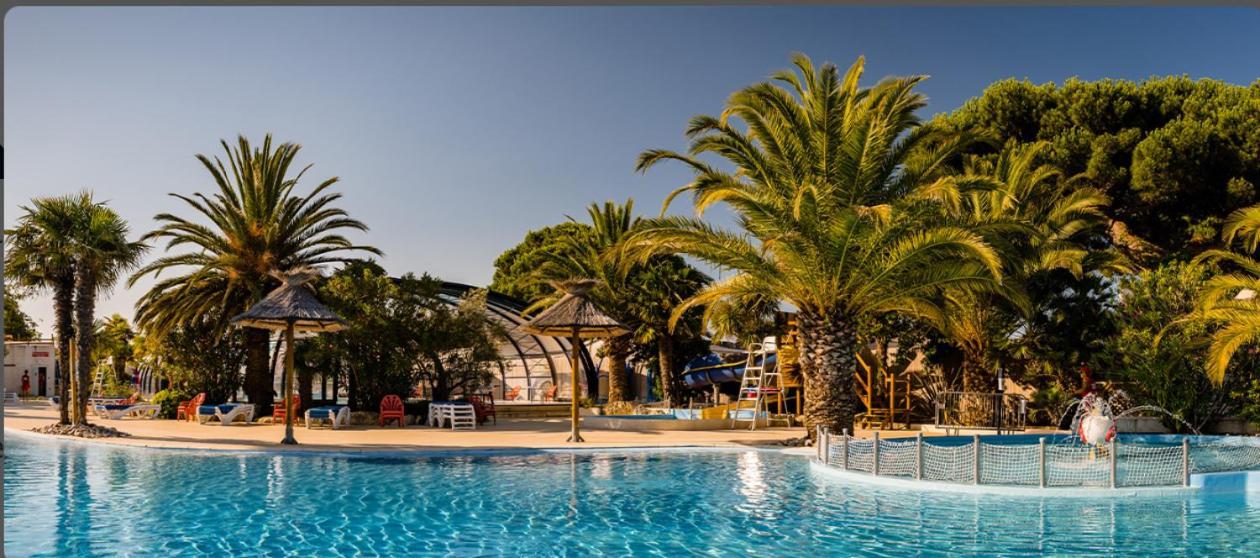 Mobil Home Excellence 6 Personnes Au Camping Mer Et Soleil, Saint George D'Oleron Les Sables Vignier Luaran gambar